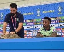 包含明晨欧联杯前瞻:维尼修斯伤情更新,上海海港冲击不败纪录的词条 包含明晨欧联杯前瞻:维尼修斯伤情更新,上海海港冲击不败纪录的词条